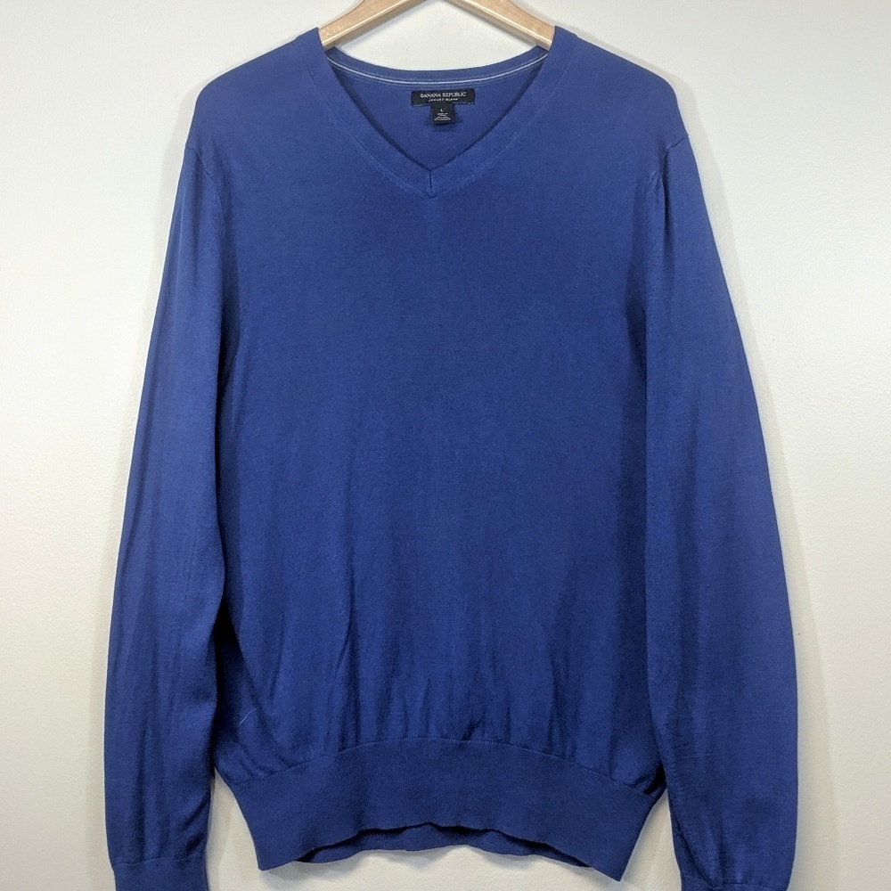 Banana Republic Luxury Silk & Cashmere Sweater - Picture 4 of 7